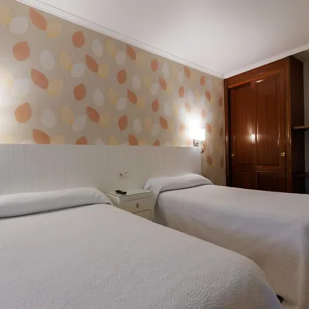 Hotel O Cruceiro Caldas De Reis