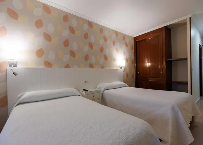 Otel O Cruceiro Caldas De Reis